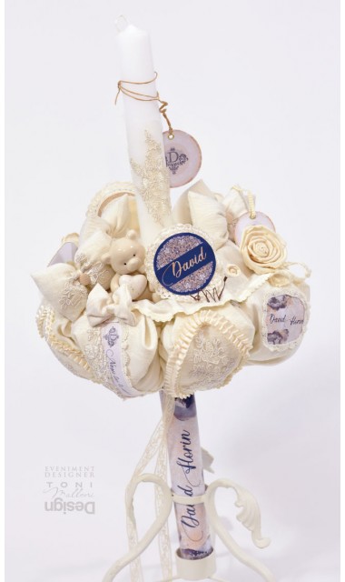 Lumanare de botez cu  ursuleti, dantela ivory, accente gold si bleumarin 4